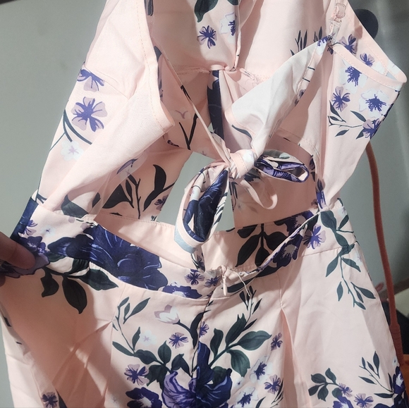 Romper - Picture 2 of 2